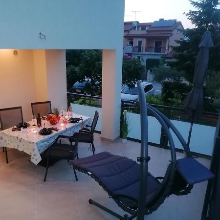פורץ Apartmani Kiko מראה חיצוני תמונה