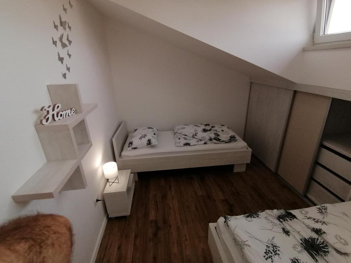 פורץ Apartmani Kiko מראה חיצוני תמונה