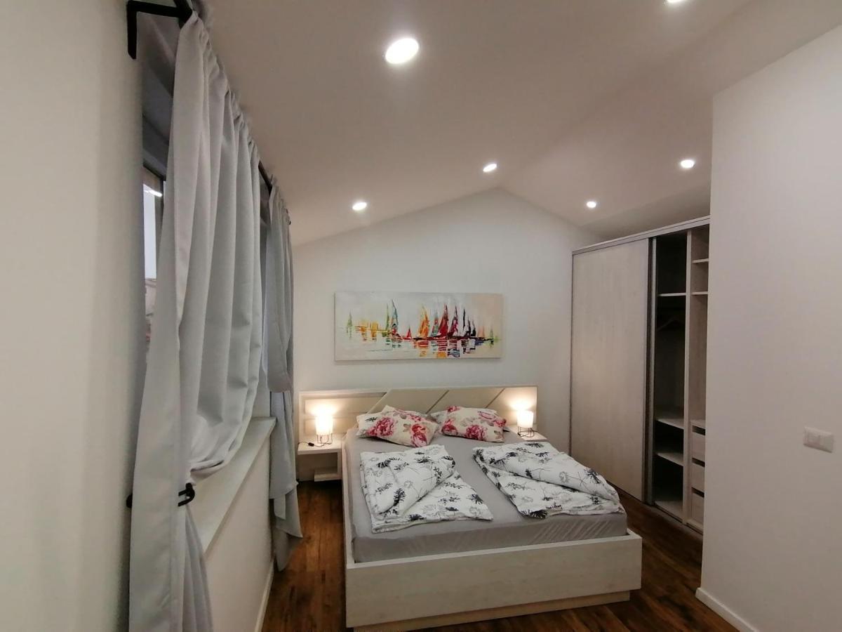 פורץ Apartmani Kiko מראה חיצוני תמונה