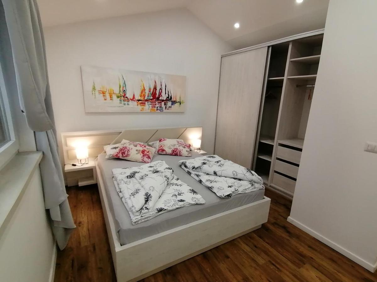 פורץ Apartmani Kiko מראה חיצוני תמונה